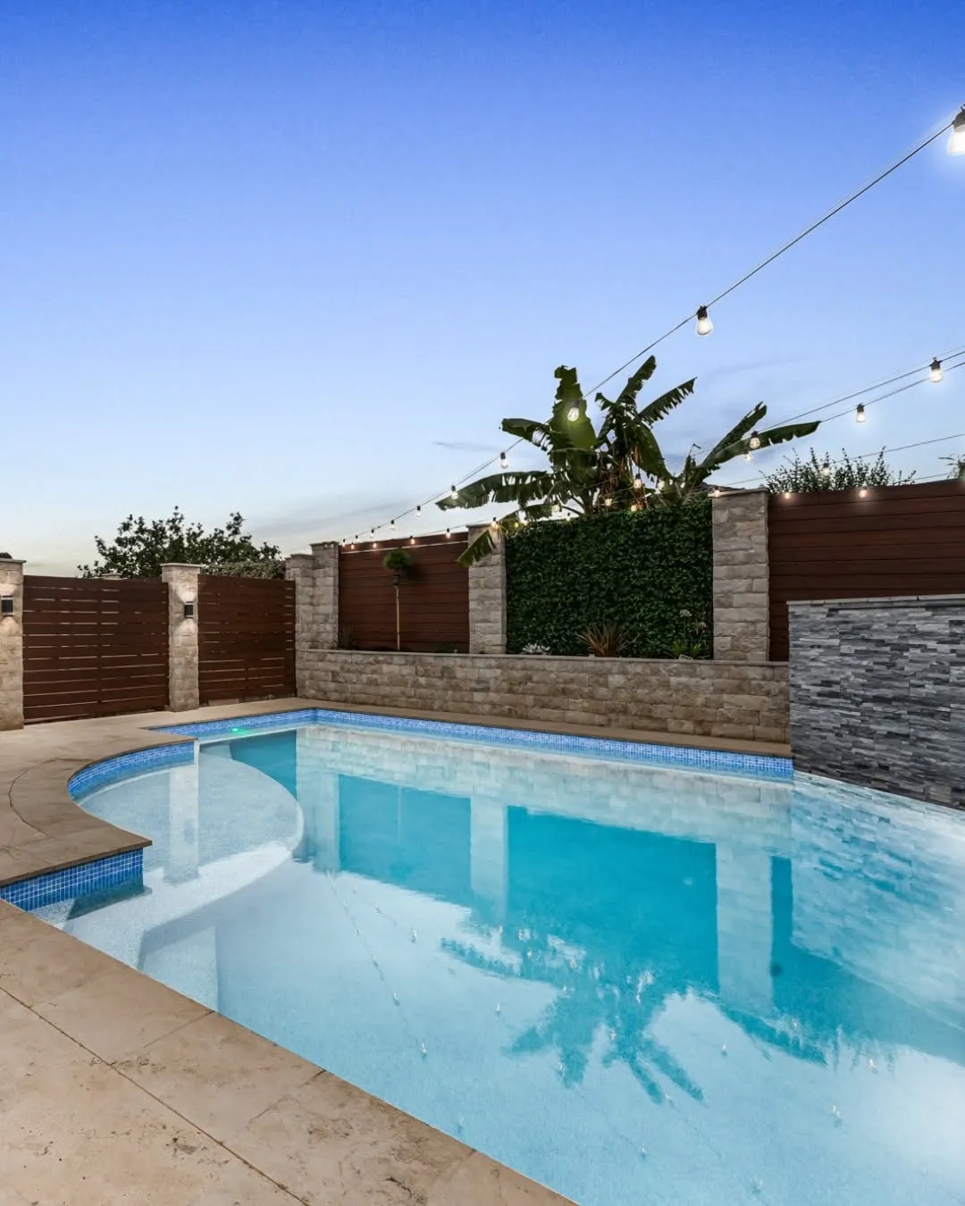 Clever Family Pool in Casula 3