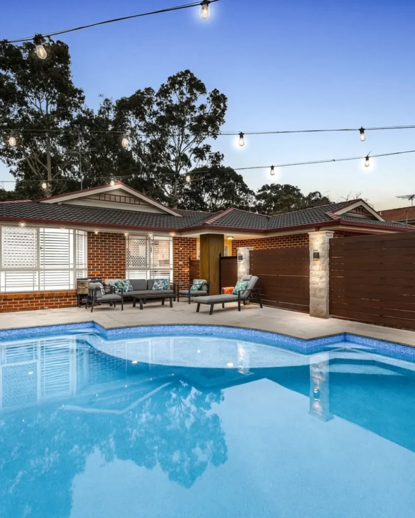 Clever Family Pool in Casula 4